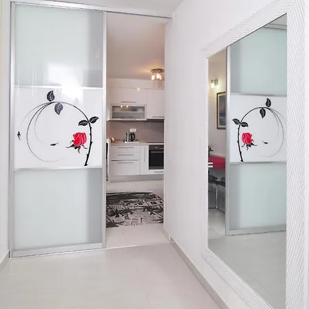 Full Equipped Flat Close To Apartmán *