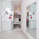 Full Equipped Flat Close To Apartment *