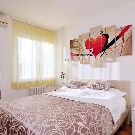 Full Equipped Flat Close To