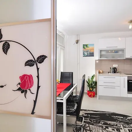 Full Equipped Flat Close To