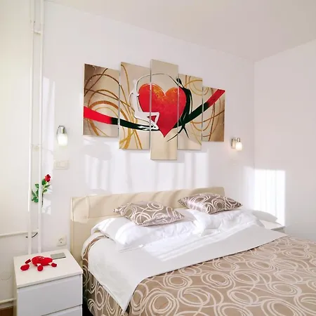 Apartment Full Equipped Flat Close To *