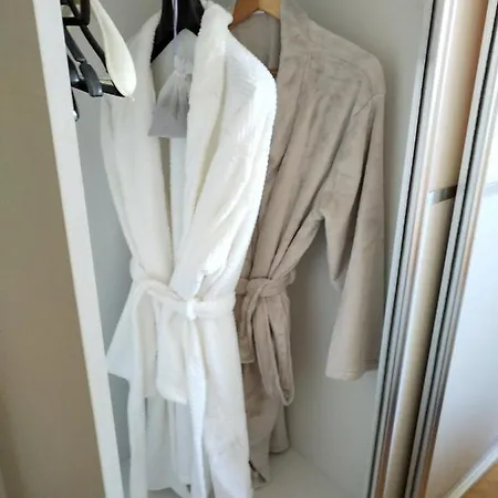 Full Equipped Flat Close To Lägenhet *